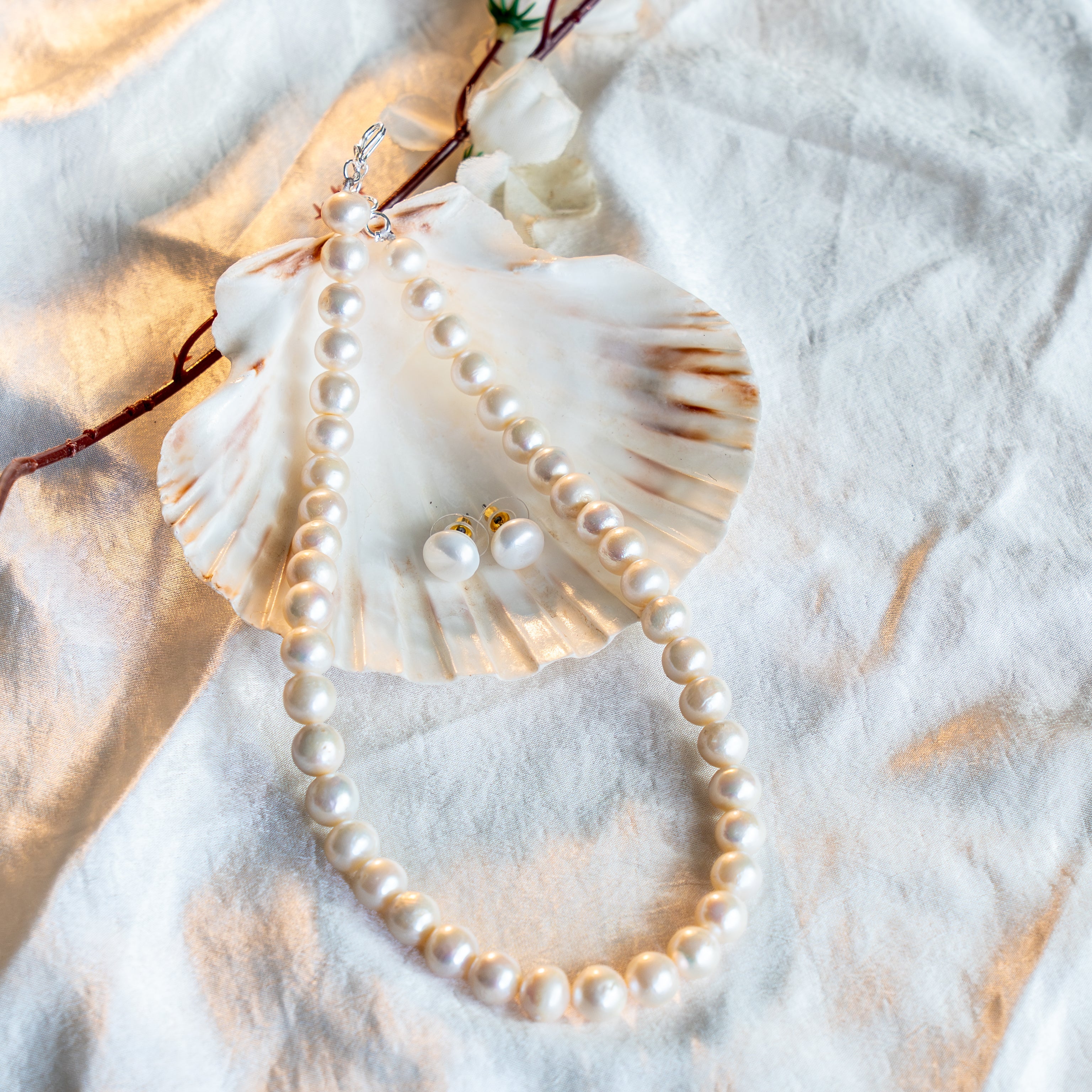 Pearl Bloom Signature Set