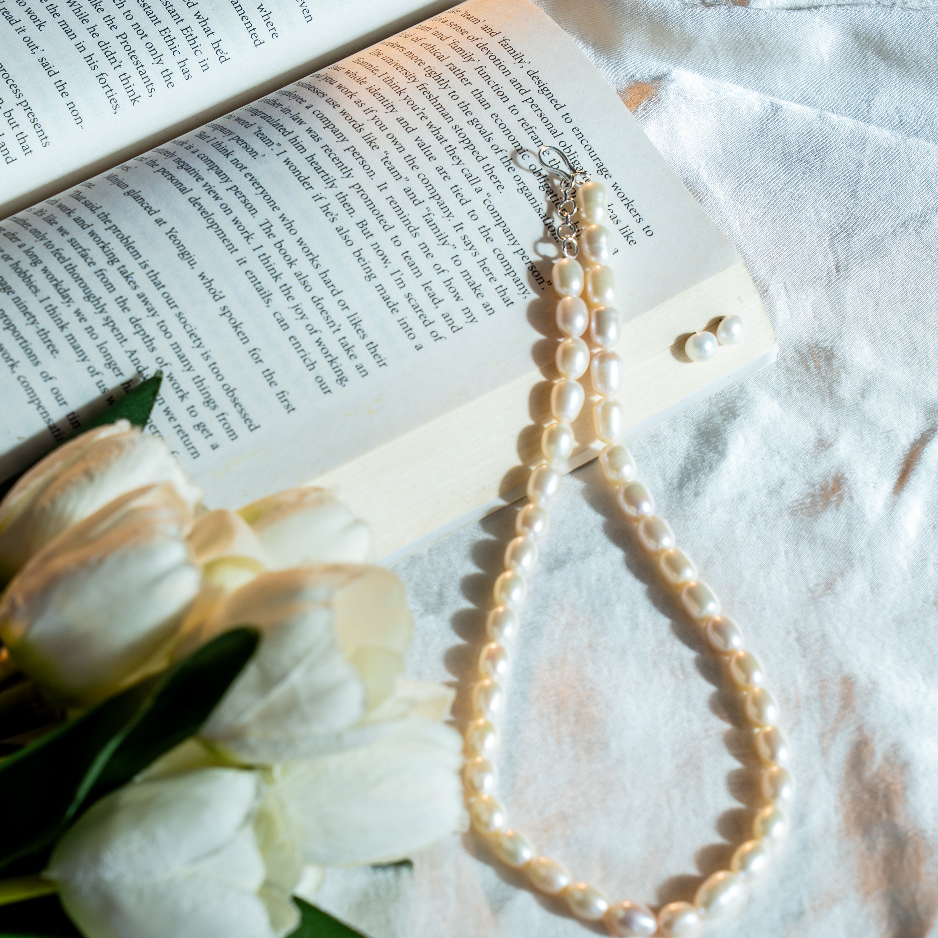 Vaasvi Signature Pearl Set